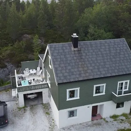 Familje Ved Atlanterhavsveien * Karvag